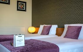 D Hotel